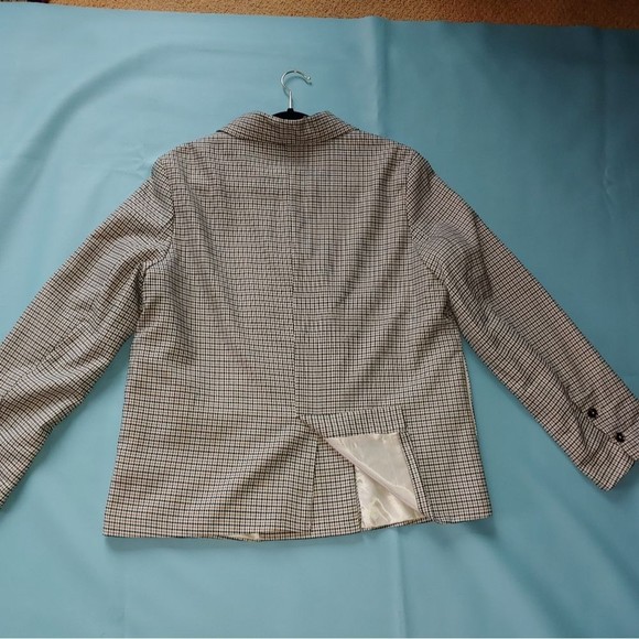 NWOT Mod Ref Recognition Pocketed Double Breasted Plaid Blazer - Picture 11 of 12